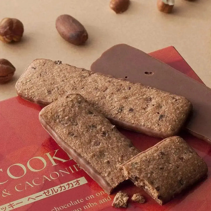 Baton Cookies hazel Cacao by ROYCE' India 