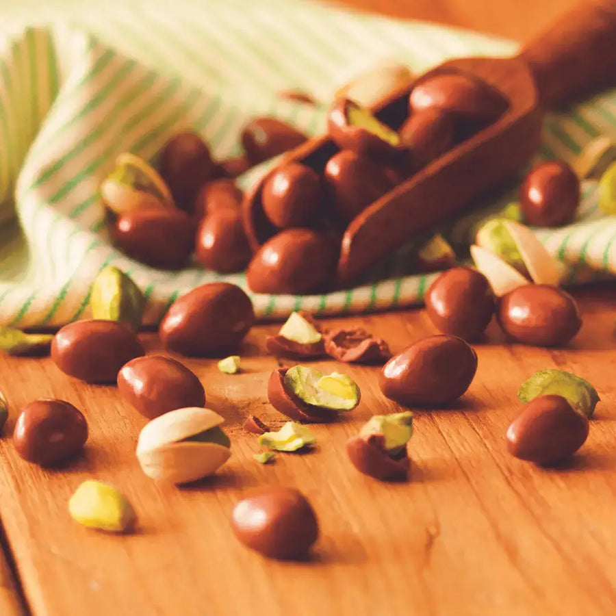 Pistachio Chocolate By Royce' Chocolate India