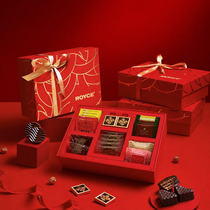 Red Rosette Gift Box