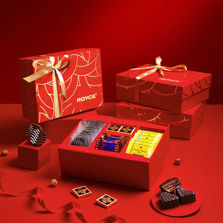 Red Rosette Gift Box