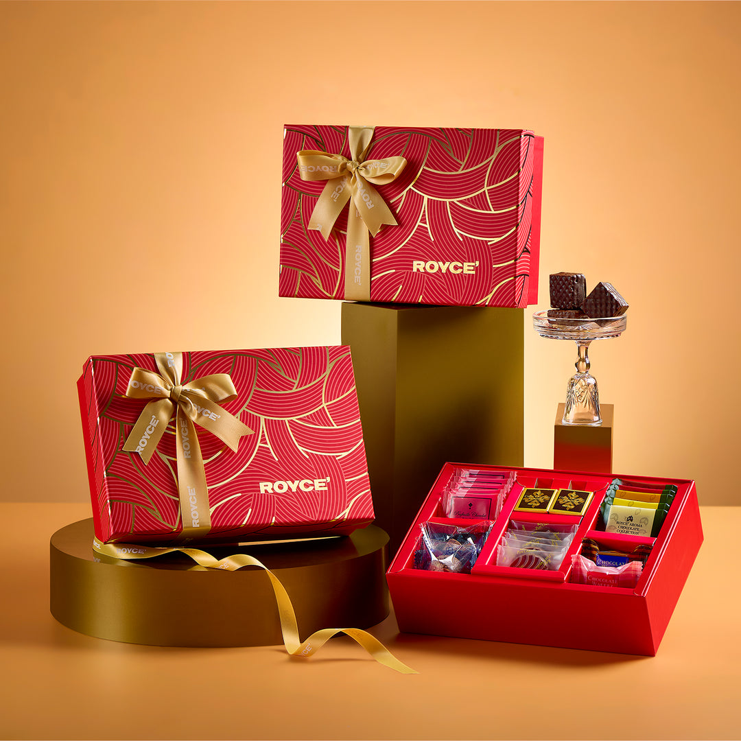 Red Rosette Gift Box